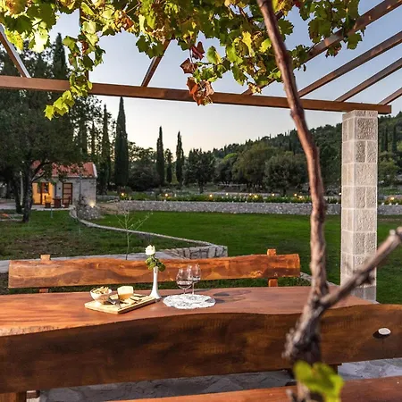 Lovely In With Wifi Prázdninový dům