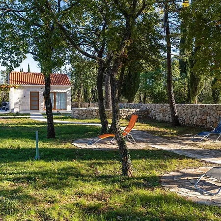 Gorgeous In Holiday home *