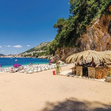 Prázdninový dům Lovely In With Wifi